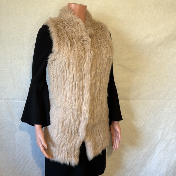 Love Token vest - Picture 2 of 7